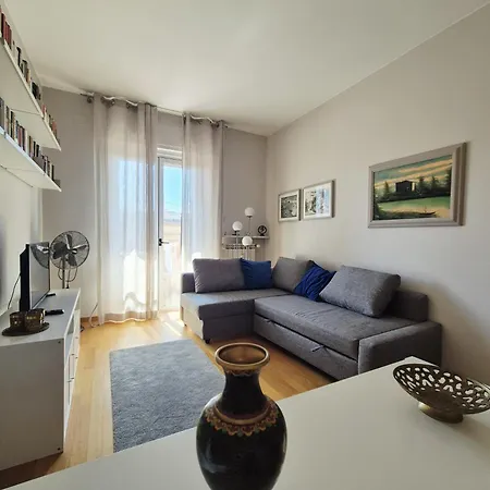 Moments - Casa Mika Apartment, View アパート